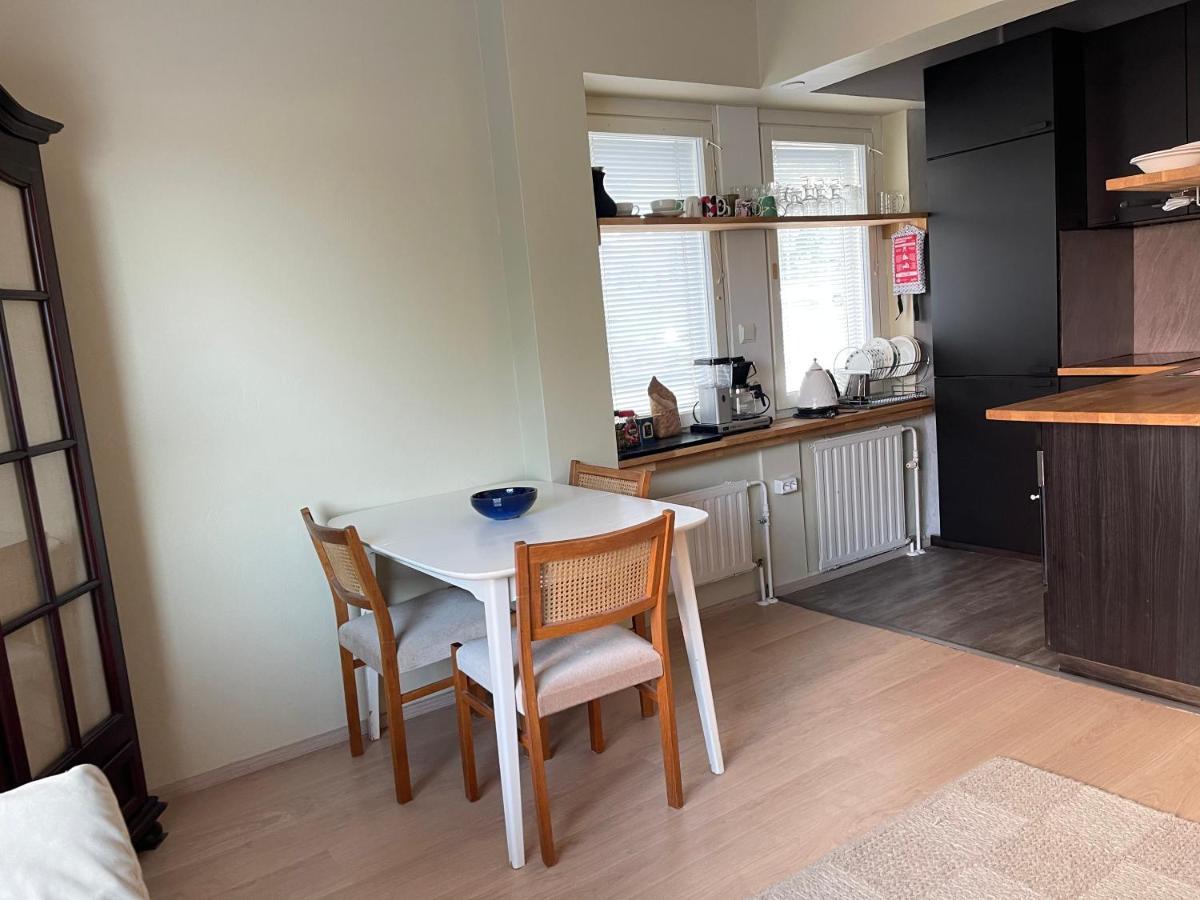 Travel Center Apartment Lahti Bagian luar foto